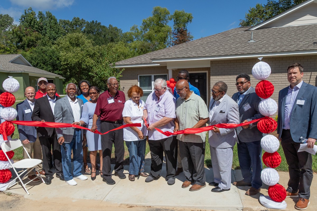 Ribbon-Cutting.jpg