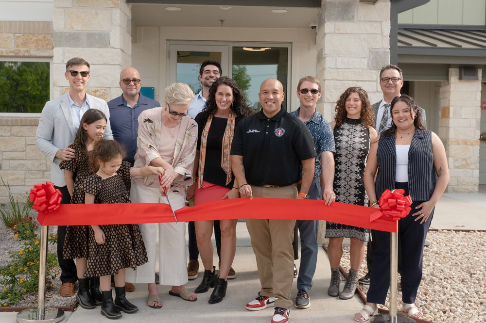 A Place to Call Home: Austin Residents Find Hope and Stability Thanks to FHLB Dallas Grant